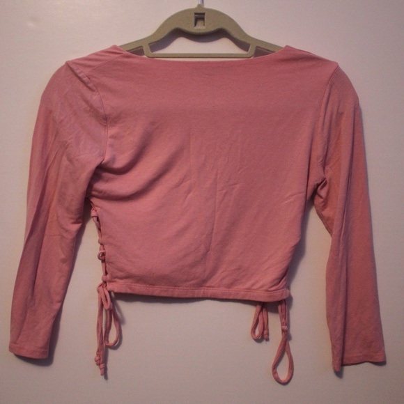 Forever 21 Long Sleeve Crop Top - Picture 2 of 2